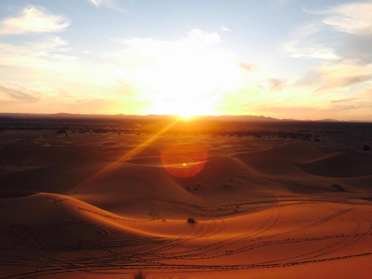 Desert Camel Trekking Camp Мерзуга Екстер'єр фото
