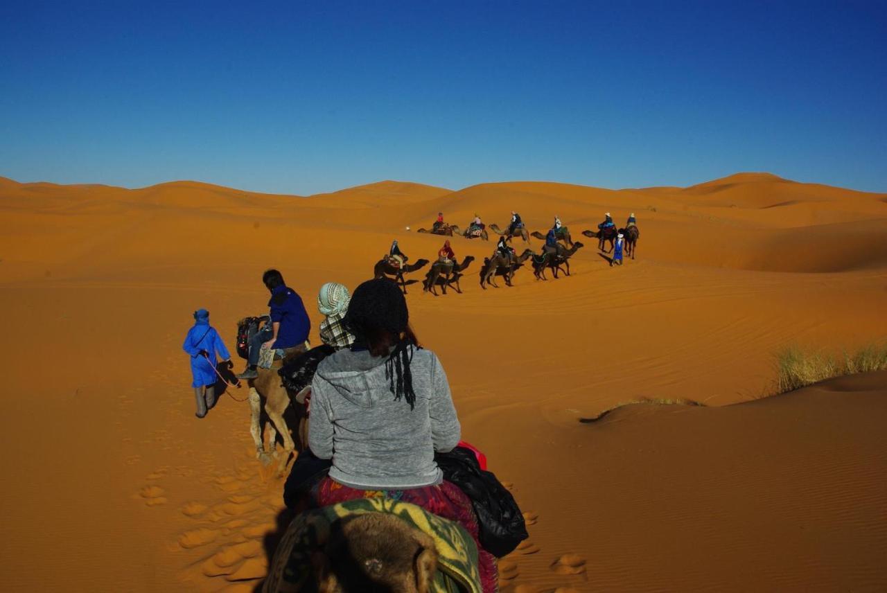 Desert Camel Trekking Camp Мерзуга Екстер'єр фото