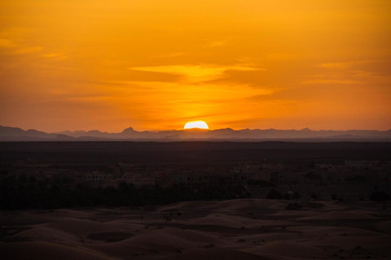 Desert Camel Trekking Camp Мерзуга Екстер'єр фото