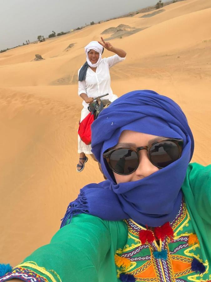 Desert Camel Trekking Camp Мерзуга Екстер'єр фото
