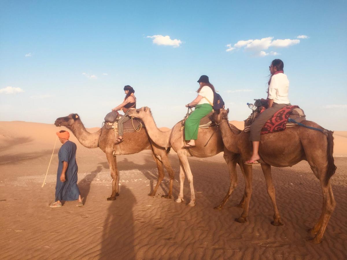 Desert Camel Trekking Camp Мерзуга Екстер'єр фото